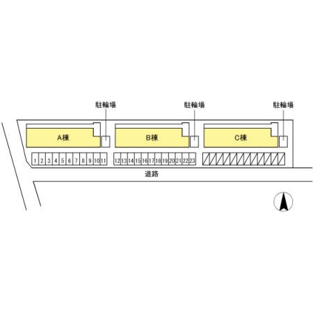 敷地内に3棟あります。 敷地内に3棟あります。