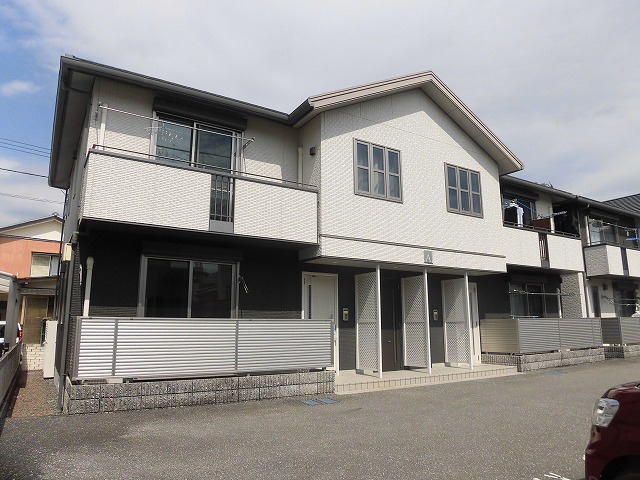 高知市杉井流2階建て2階の角部屋2LDK♪ 高知市杉井流2階建て2階の角部屋2LDK♪