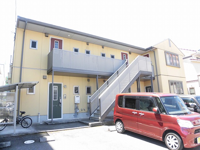 高知市北川添 ２階建て１階中部屋の１ＬＤＫ♪