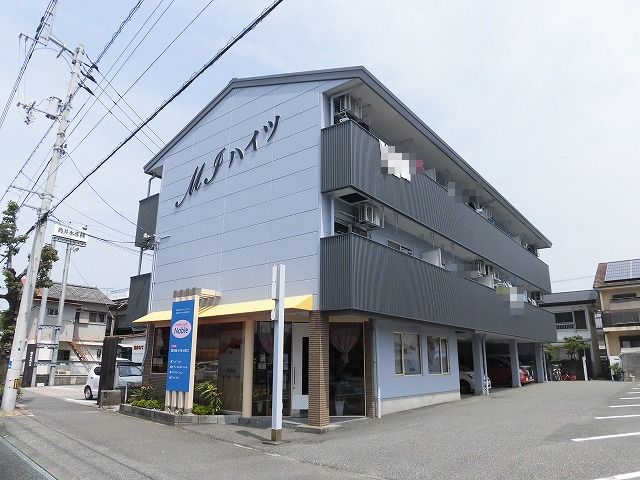 高知市稲荷町の３階建て２階２DKの角部屋♪