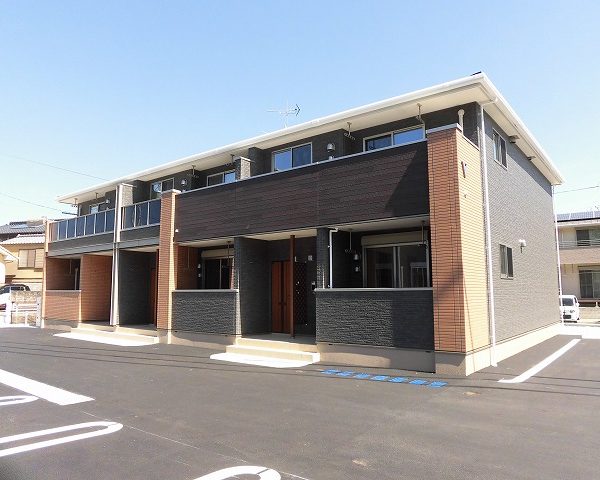 高知市介良甲 ２階建て２階２LDKの角部屋☆