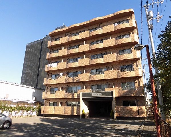 高知市青柳町、ダイレックス裏手にあるマンションの１ＬＤＫのお部屋♪