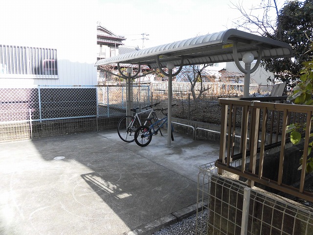 駐輪場 駐輪場