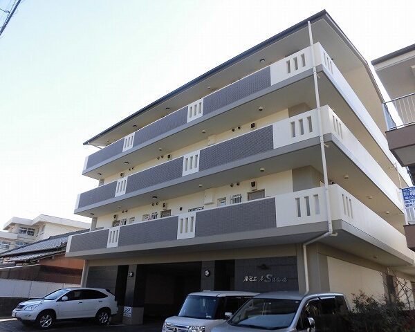 高知市高須新町２丁目 3階角部屋２ＬＤＫ♪