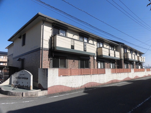 高知市北久保2LDK☆蔦屋書店まで693ｍ、徒歩13分ほどの距離♪