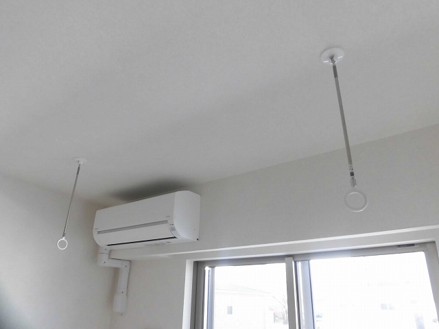 エアコン1台・室内物干し1機付き エアコン1台・室内物干し1機付き
