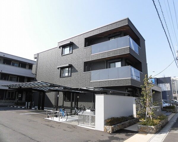 築浅物件☆高知市北御座の3階建てマンションの2階１LDK☆