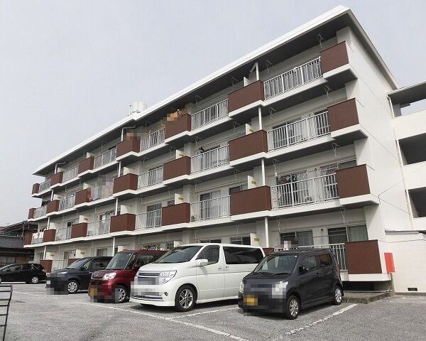 高知市高須新町４丁目 ４階建てマンション最上階のお部屋♪