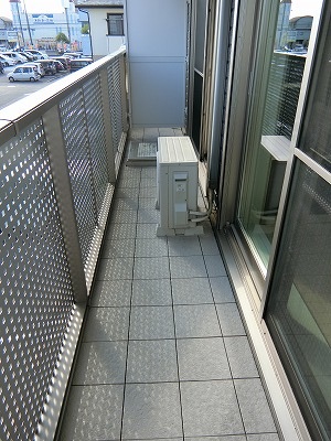 バルコニー バルコニー