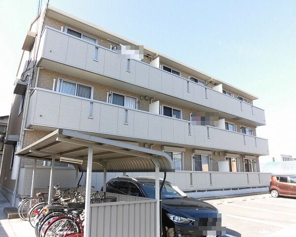 高知市南御座、３階建て２階角部屋２ＬＤＫ♪