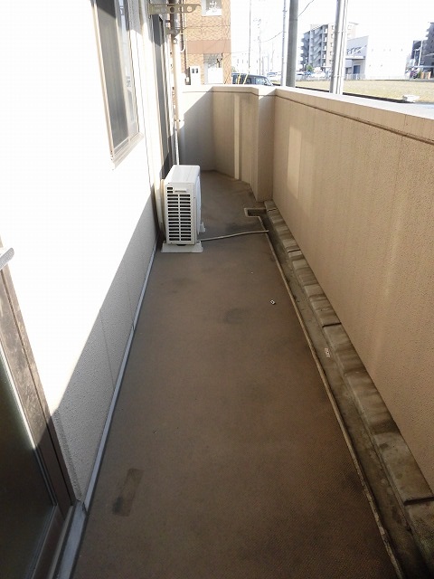 バルコニー バルコニー