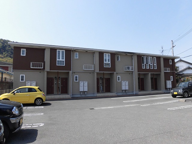 高知市介良甲2階建て2階2LDKのお部屋♪ペット飼育可能です♪ 高知市介良甲2階建て2階2LDKのお部屋♪ペット飼育可能です♪