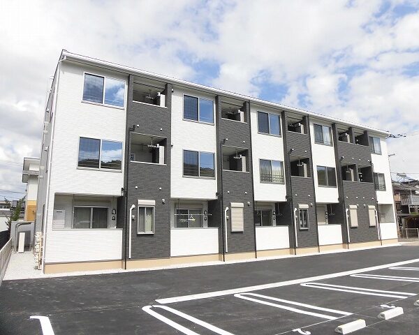 ☆高知市葛島４丁目 収納が多い築５年☆１ＬＤＫのお部屋☆