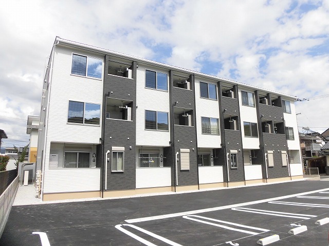 ☆高知市葛島４丁目 収納が多い築５年☆１ＬＤＫのお部屋☆