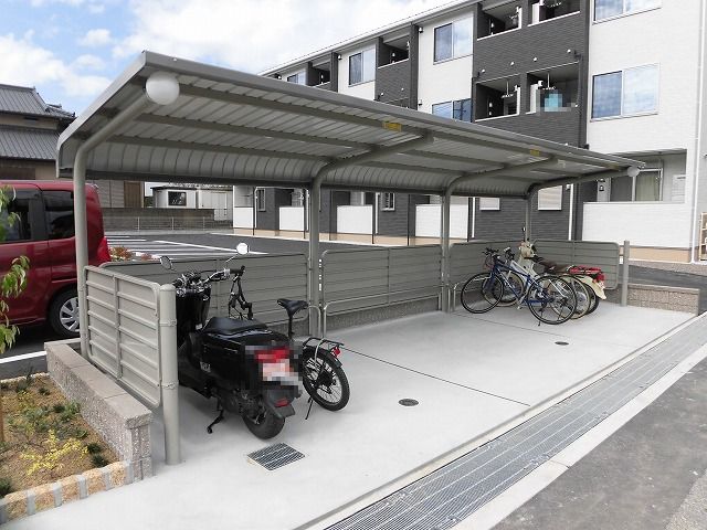 駐輪場 駐輪場