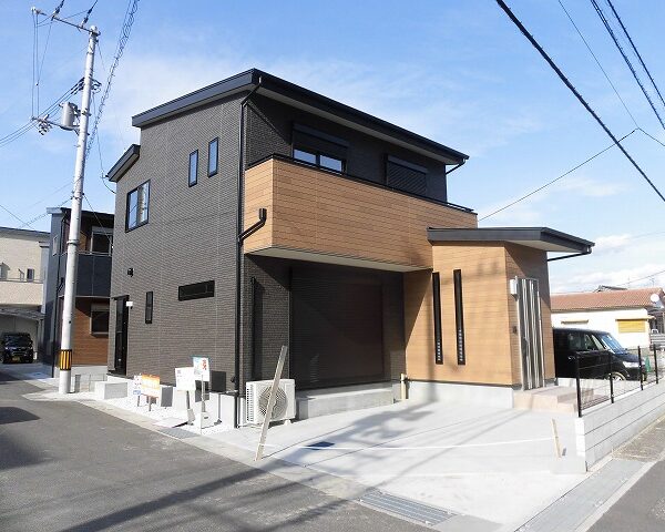 【売家】高知市高須新木 電車通り沿いの新築３ＬＤＫ完成済み♪