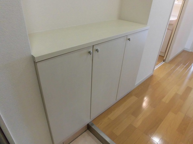 シューズボックス シューズボックス