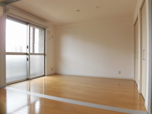 南側6帖の洋室 南側6帖の洋室