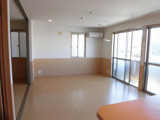 ※室内写真は全て101号室のものです。 ※室内写真は全て101号室のものです。