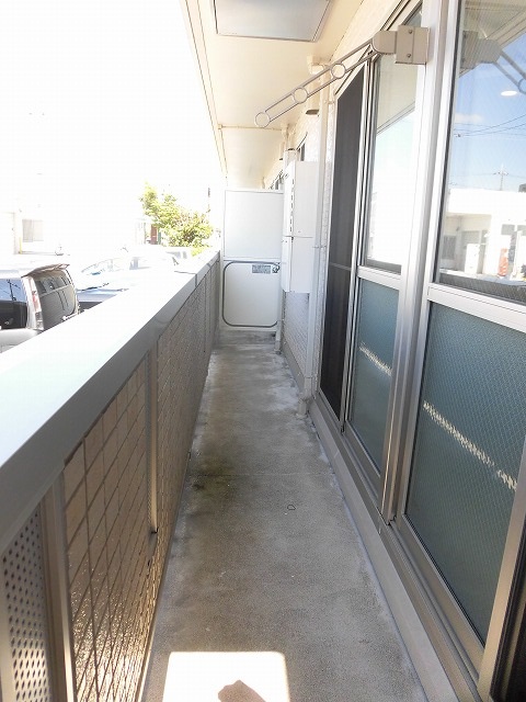 南向きのバルコニーです 南向きのバルコニーです