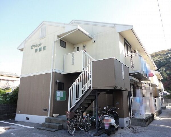 高知市介良乙、介良中学校すぐ近くのアパート♪1階中部屋の2LDK♪ 高知市介良乙、介良中学校すぐ近くのアパート♪1階中部屋の2LDK♪