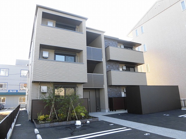 ☆高知市高そね ハイグレードの１ＬＤＫ １階中部屋♪