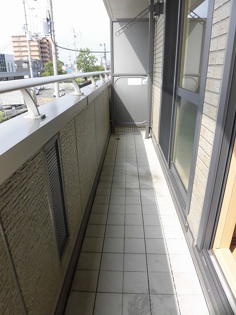 バルコニー バルコニー