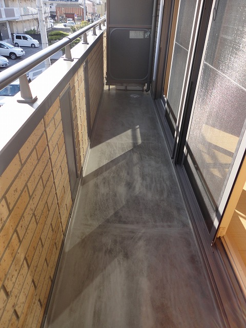 バルコニー バルコニー