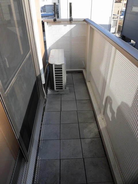 バルコニー バルコニー