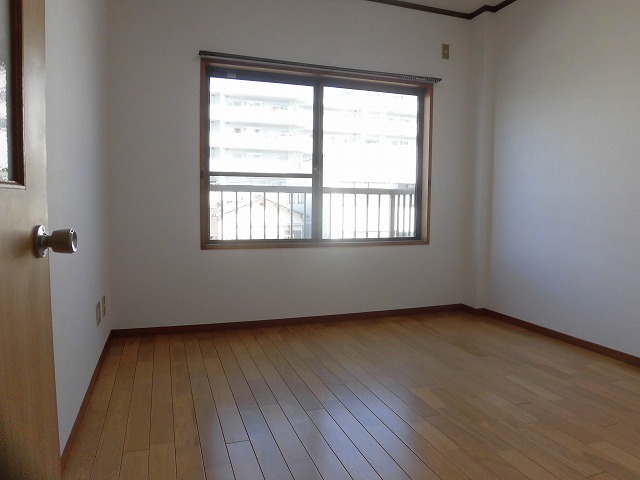 4.5帖のサービスルーム 4.5帖のサービスルーム