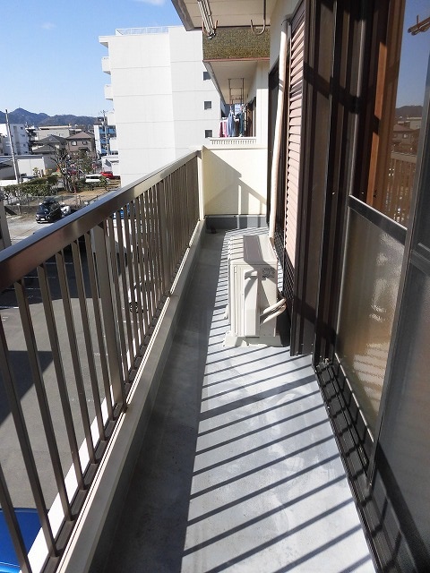 バルコニー バルコニー