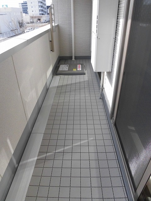 バルコニー バルコニー