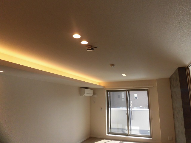 リビング照明は間接照明とダウンライト リビング照明は間接照明とダウンライト