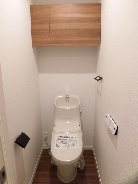 温水洗浄便座機能付きトイレ 温水洗浄便座機能付きトイレ