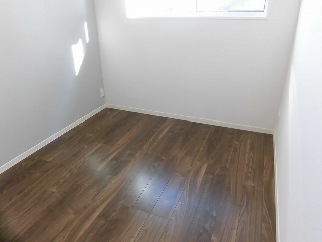 北側5.5帖洋室 北側5.5帖洋室