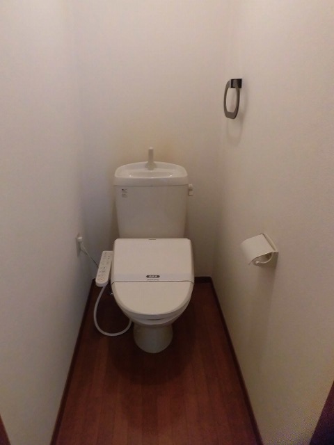 温水洗浄便座機能付きトイレ 温水洗浄便座機能付きトイレ