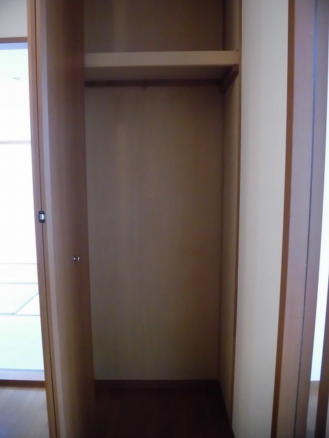 玄関ホールにある収納スペース 玄関ホールにある収納スペース
