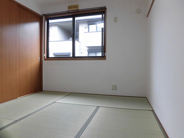 北側6帖和室 北側6帖和室