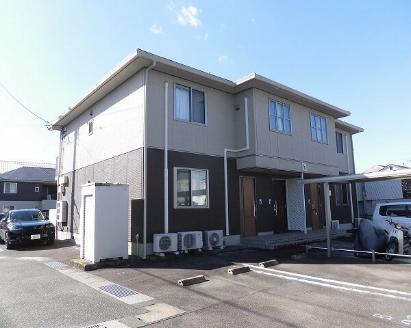 高知市大津乙、2階建てアパート1階2LDKのお部屋♪ 高知市大津乙、2階建てアパート1階2LDKのお部屋♪