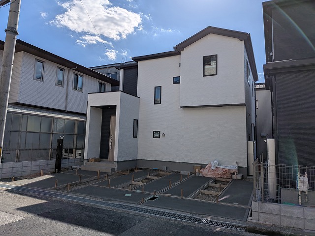 【売家】高知市高須2丁目 新築4LDK2号棟(建築中) 【売家】高知市高須2丁目 新築4LDK2号棟(建築中)