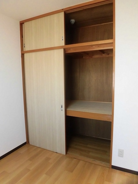 洋室の収納 洋室の収納