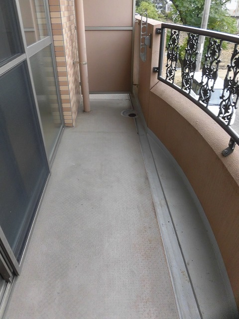 バルコニー バルコニー