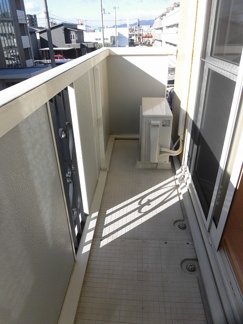 バルコニー バルコニー
