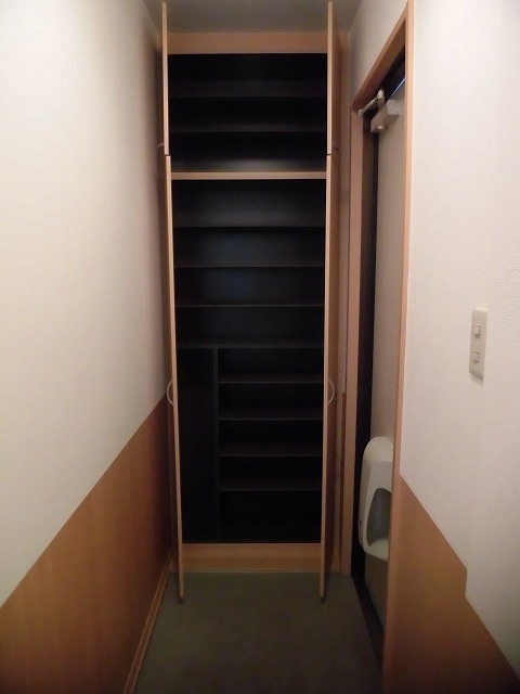 シューズボックス シューズボックス