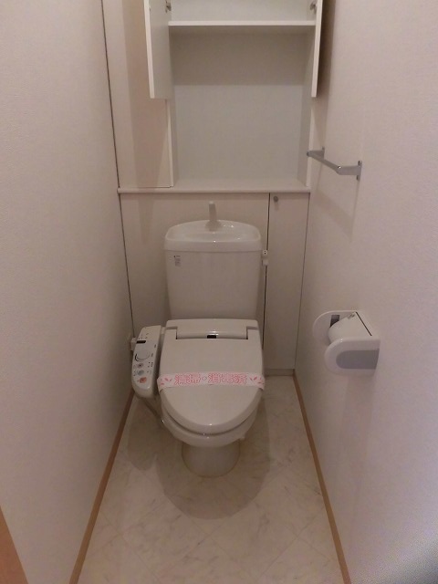 温水洗浄便座付トイレ 温水洗浄便座付トイレ