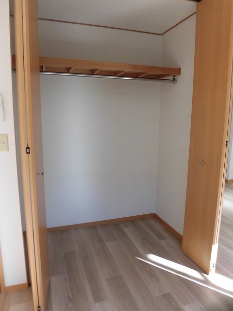 洋室のクローゼット 洋室のクローゼット