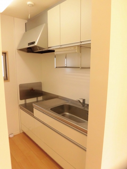 キッチンにも小窓があります キッチンにも小窓があります