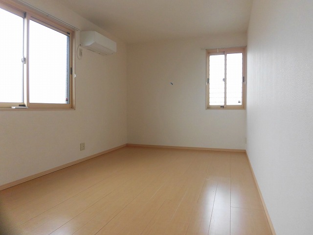 北側7.5帖洋室 北側7.5帖洋室