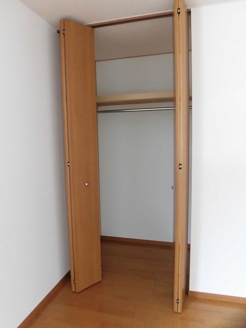 洋室のクローゼット 洋室のクローゼット