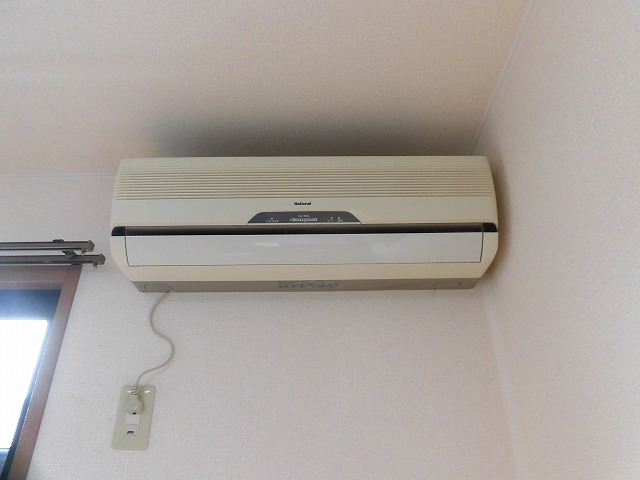 エアコンは1台付 エアコンは1台付